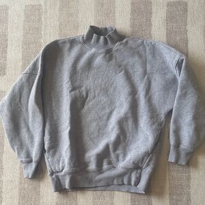 🔥 Aritzia deal 🔥 TNA Gray Mock Neck Sweater